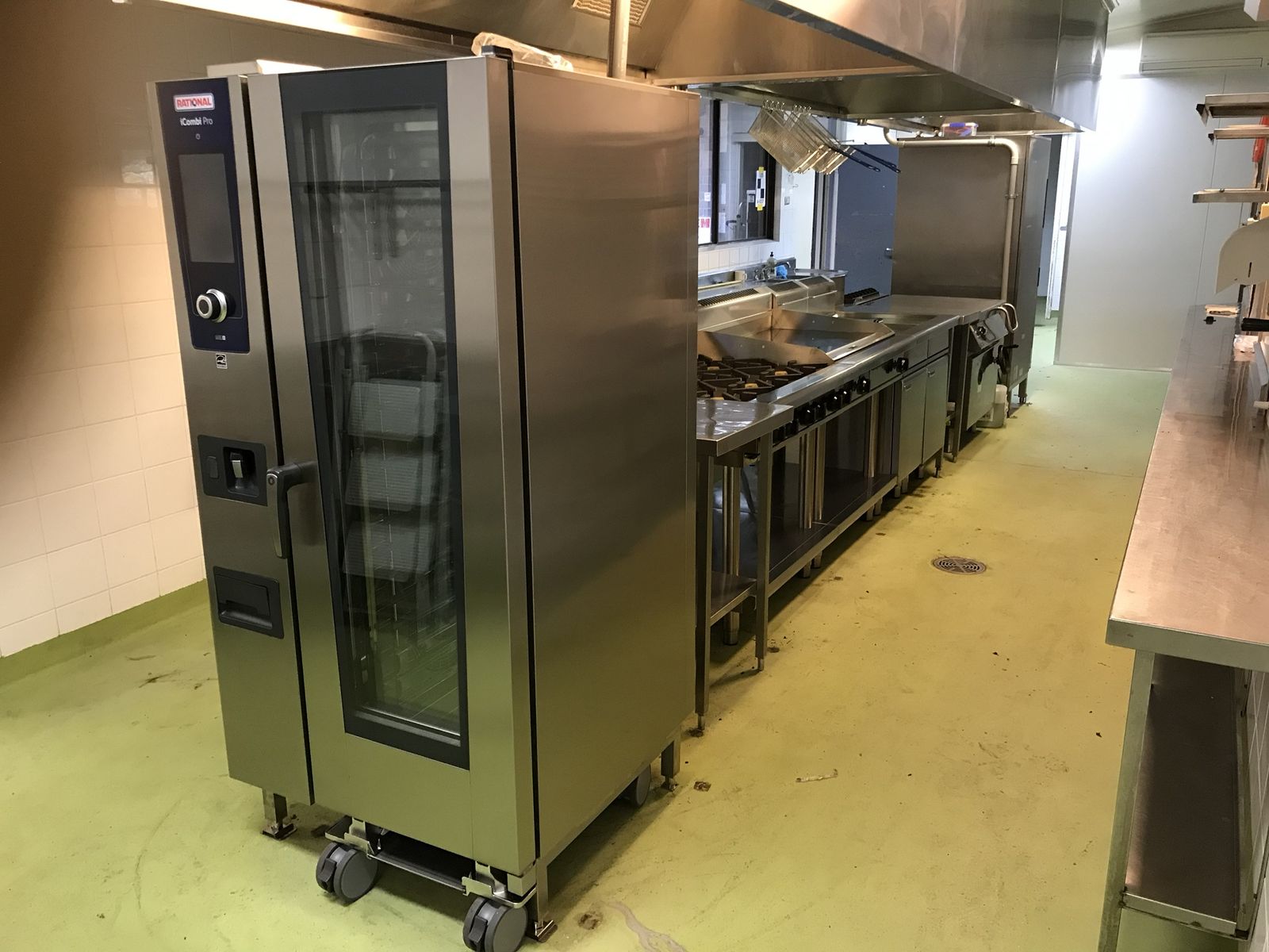 Rational iCombi Pro floor model and cooking line