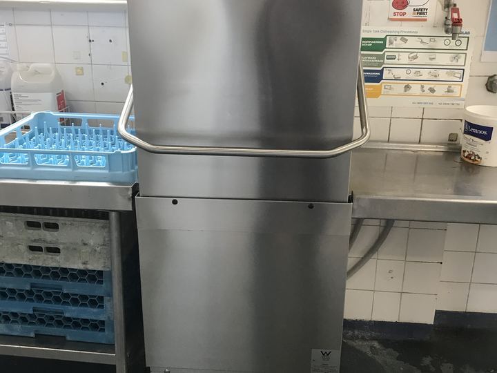 Hobart pass-through dishwasher