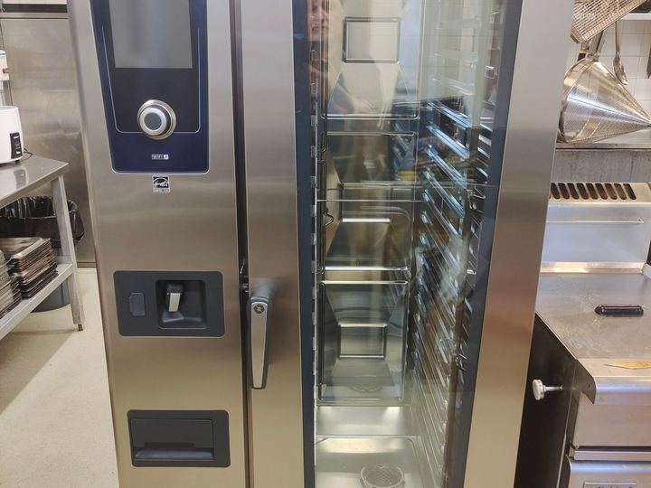 Rational iCombi Pro 20-tray floor model