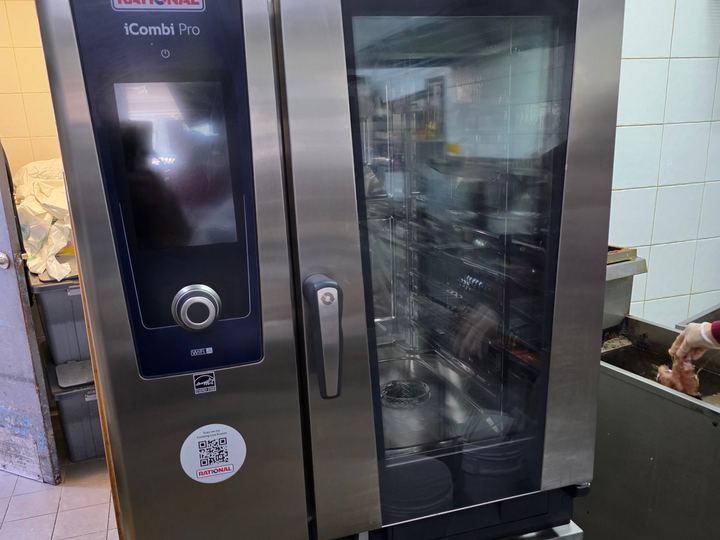 Rational iCombi Pro 10-tray on stand
